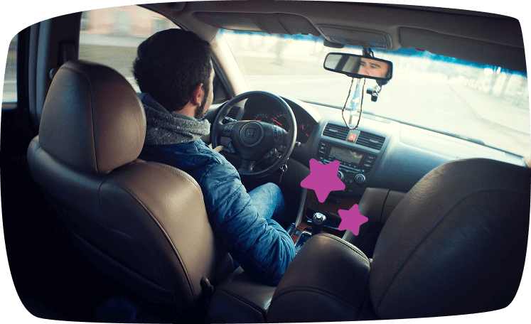 hombre conduciendo