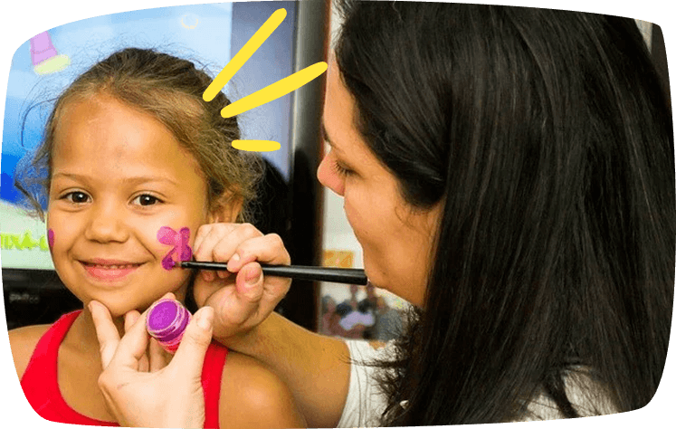 Fiesta-de-cumpleaños-para-niños-en-casa-pintacaras
